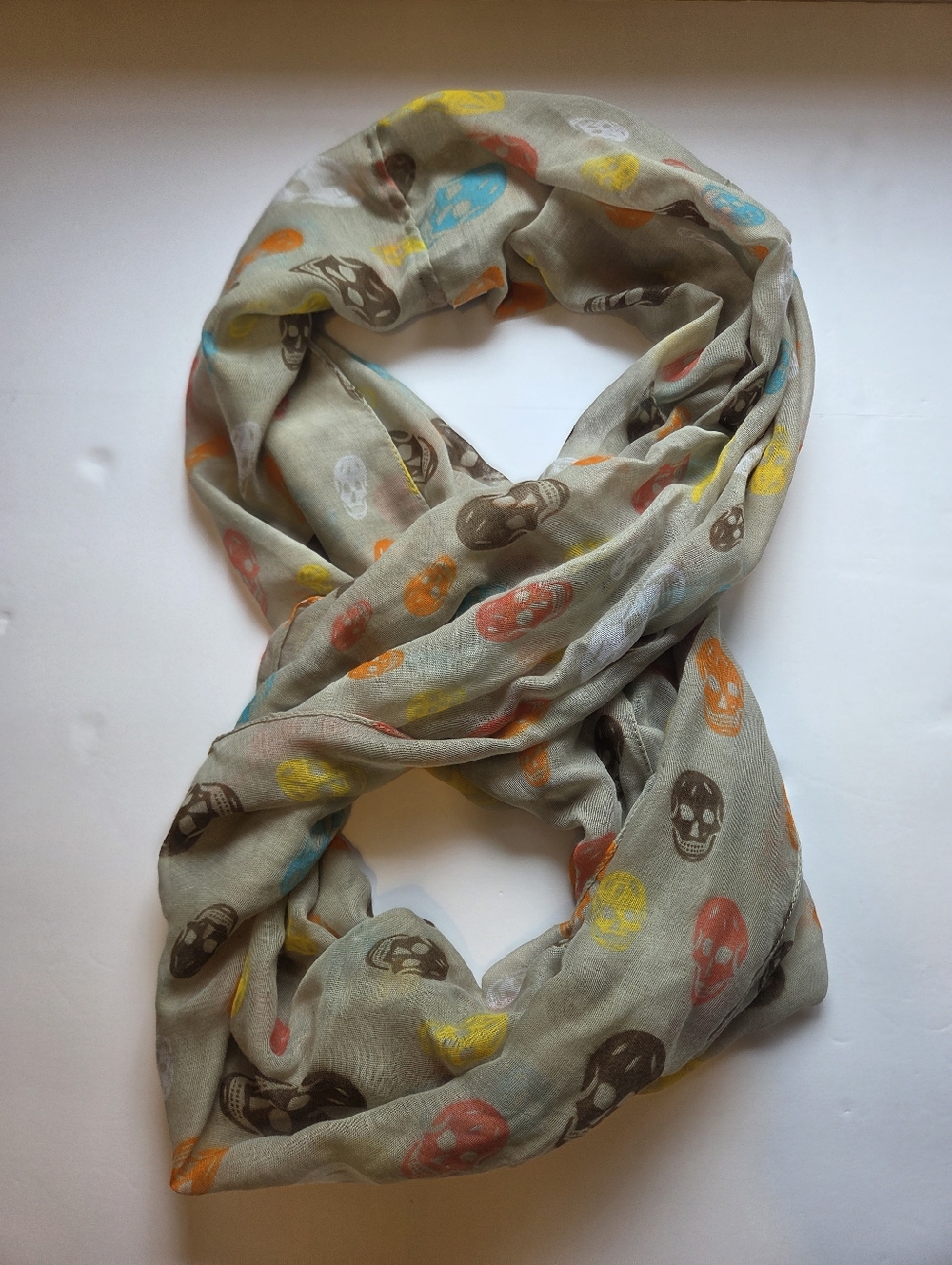 D&Y Y2K Skull Infinity Scarf